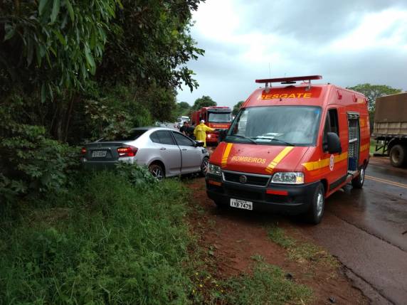 Acidente envolve Van de Santo Cristo e automóvel na RS 342 em Cruz Alta - foto 3