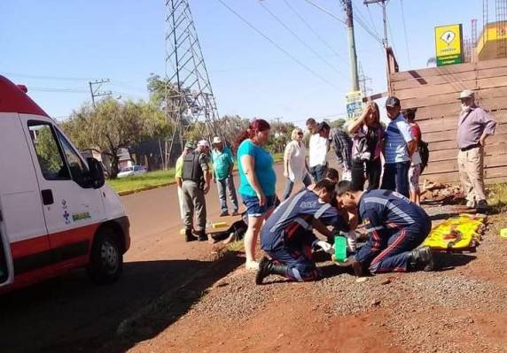 Duas mulheres são atropeladas na Avenida Sagrada Família, em Santo Ângelo - foto 2