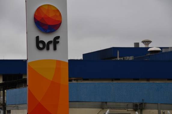 Trabalho deve ser retomado em janeiro, segundo 

a empresa. Linha de perus deve abrir 700 novos postos em março de 2019