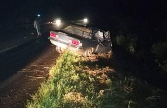 Colisão frontal entre os veículos ocorreu na noite deste sábado (1º) na BR-285