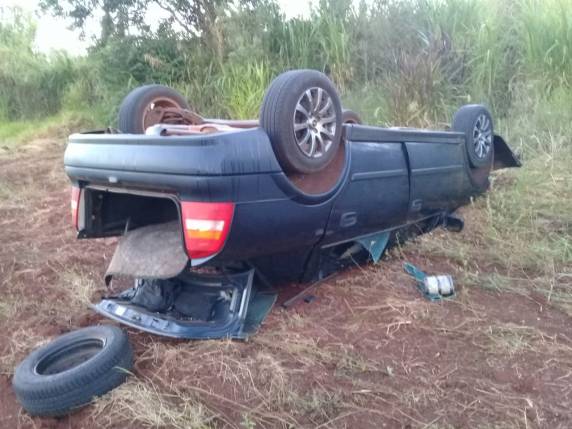 Ladrões furtam veículo, se envolvem em acidente e são presos pela BM em Horizontina - foto 4