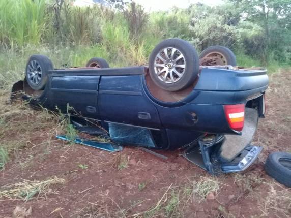 Ladrões furtam veículo, se envolvem em acidente e são presos pela BM em Horizontina - foto 3
