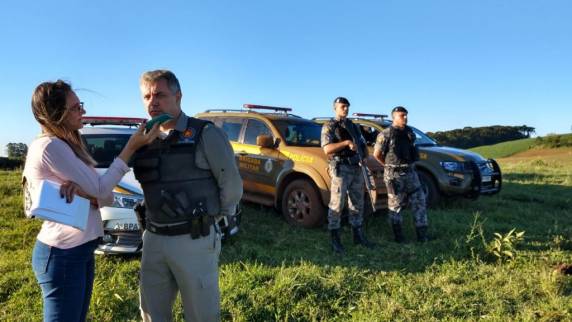 Seis assaltantes de agências bancárias em Ibiraiaras são mortos em confronto com equipes da polícia - foto 4