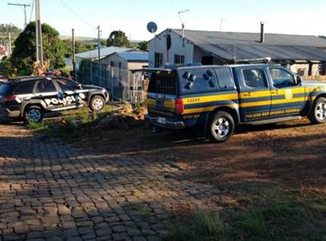 Policiais de toda a região participaram da 

Operação que resultou em quase 20 presos