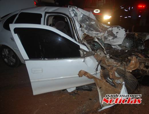 Motorista atropela pedestre e depois morre em colisão frontal contra um caminhão, em Independência - foto 4