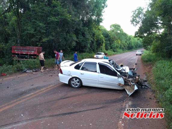 Motorista atropela pedestre e depois morre em colisão frontal contra um caminhão, em Independência - foto 10