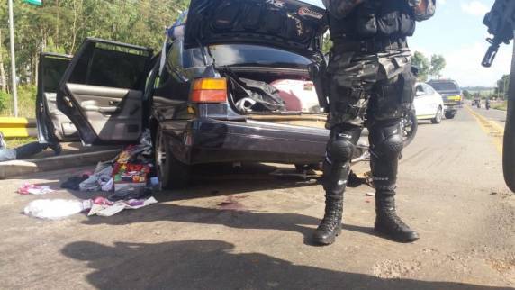 Passo-fundenses assaltam loja em Vanini, sofrem acidente durante fuga e são
presos - foto 3