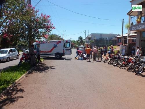 Colisão envolveu motocicleta e automóvel