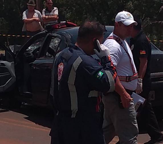 Homem morre em colisão de carro contra uma patrola em
Santa Rosa - foto 3