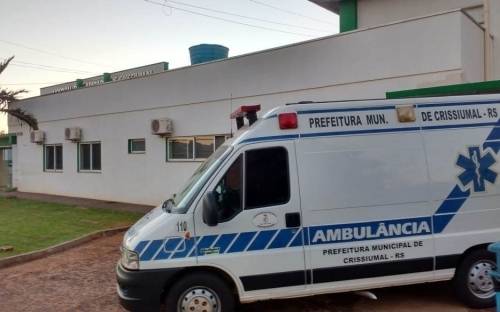 Colisão envolveu motocicleta e veículo