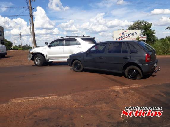 Veículos colidem na RS 342 no entroncamento com a rua Ivagaci, em Três de Maio - foto 6