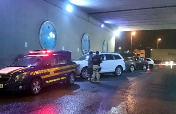 Início da Operação Rodovida em SC flagra 74 motoristas embriagados em apenas seis
horas - foto 2