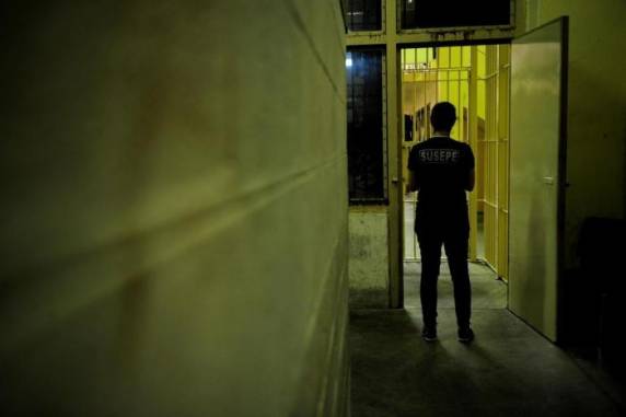 Grande número de presos é uma das explicações para os 

problemas da penitenciária
