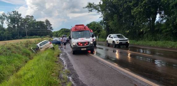 Acidente envolve cinco veículos na RS 344, no trajeto entre Santa Rosa e Giruá - foto 4
