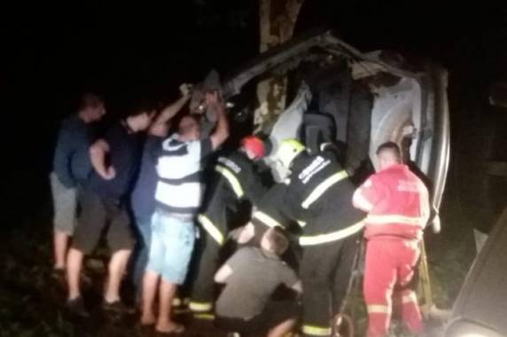 Vítima, identificada como Cristian Santiago, ficou presa nas ferragens e precisou ser retirada pelo Corpo de Bombeiros de Estrela