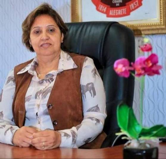 Cleni lutava contra o câncer