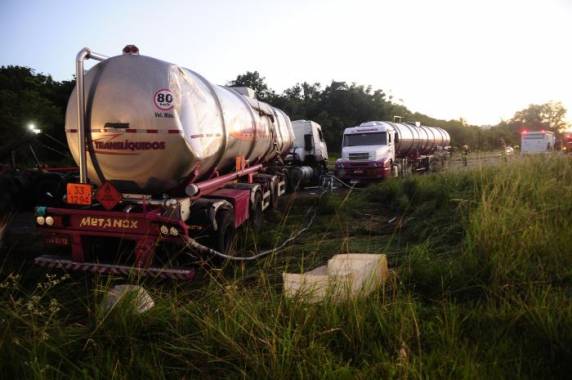 Acidente aconteceu no km 432 por volta das 22h de quarta-

feira