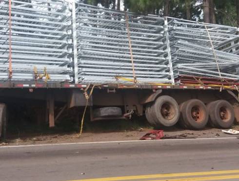 Duas pessoas morrem em colisão frontal na BR-386 - foto 2