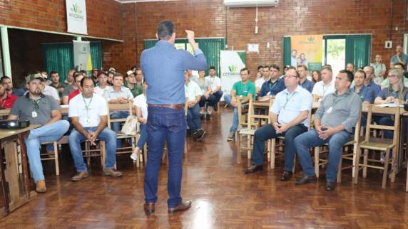 Evento reuniu diretores, gerentes e coordenadores da cooperativa