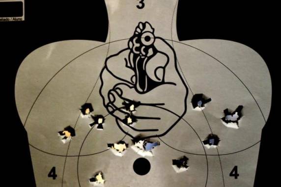 Clubes de tiro registram crescimento do Estado e expressam uma nova cultura marcada pelo apreço aos armamentos
