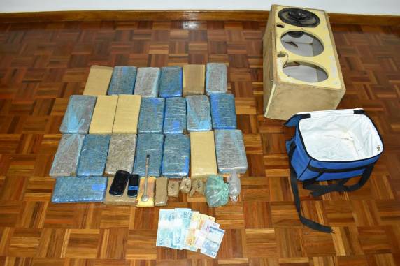 Casal é preso pela Brigada Militar com 18 kg de Maconha em São Francisco de Assis - foto 3