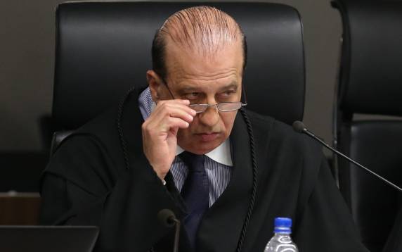 Augusto Nardes é investigado por suspeita de se valer do cargo para obter vantagens ilícitas, o que ele nega. Inquérito foi aberto no ano passado após delações premiadas