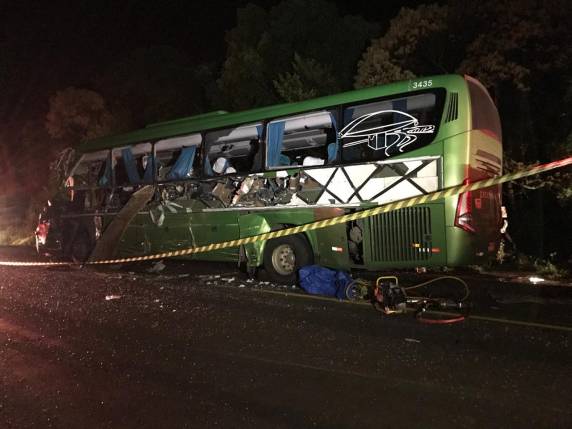 Coletivo, com aproximadamente 30 passageiros, saiu do município às 17h em direção a Foz do Iguaçu (PR)