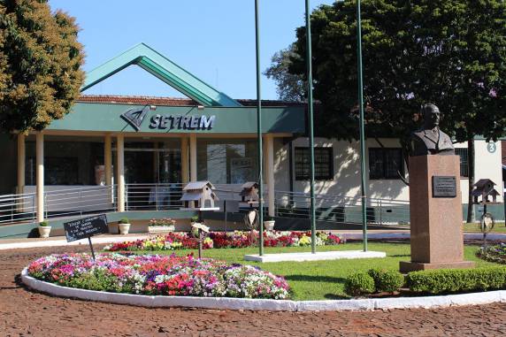 Reingresso de estudantes, diplomados e solicitações de transferência podem ser realizadas até 8 de março