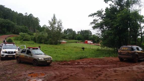PRF e BM prendem 2 foragidos do presídio de Passo Fundo em Erval Seco - foto 2