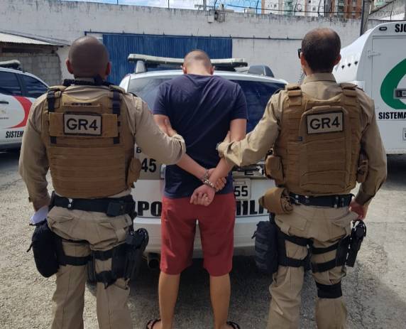 Ordem de prisão foi decretada durante a madrugada por desembargadora. Ele tinha sido detido anteriormente, mas foi solto após audiência de custódia