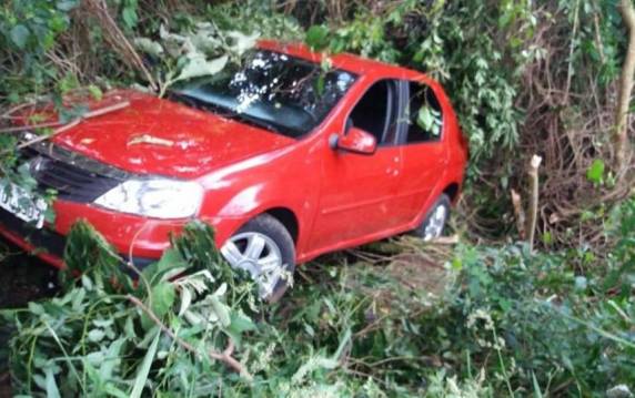 Acidente na ERS 480 deixa criança e outras quatro pessoas feridas - foto 3