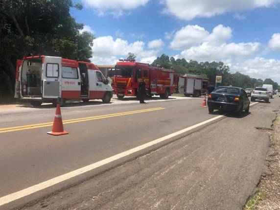 Ônibus tomba e deixa vários feridos na BR 287 entre Santa Maria e São Pedro do Sul - foto 2