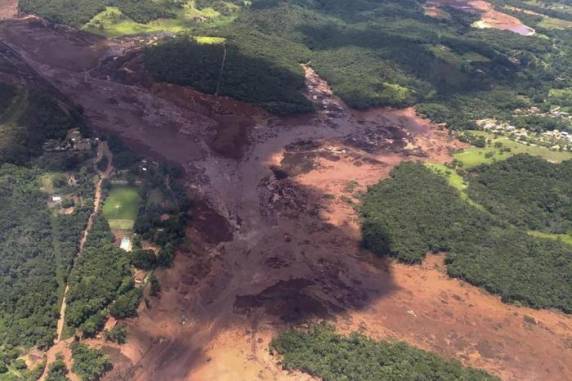 Incidente ocorreu na tarde desta sexta-feira (25) em estrutura da mineradora Vale