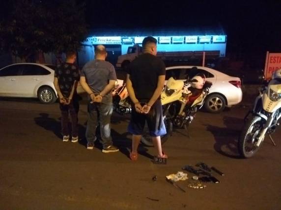 Os três homens estavam na cidade para vingarem a morte de um comparsa