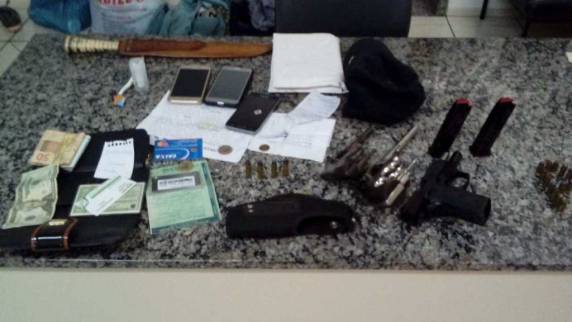 Polícia Civil desbarata organização criminosa em Santo Ângelo - foto 5