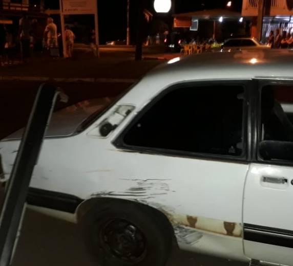 Colisão de moto e carro deixa homem ferido na Dahne de Abreu em Horizontina - foto 3