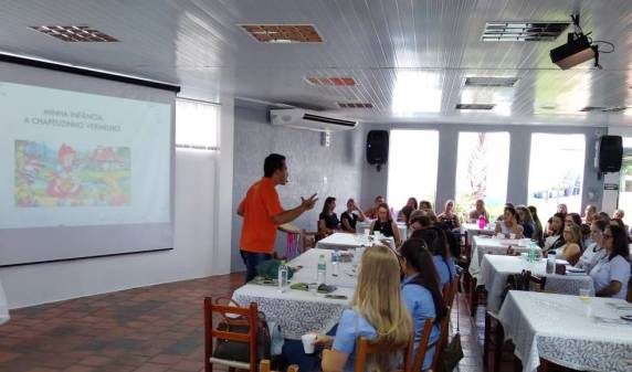 Capacitação reúne colaboradores das Apaes da região em Três de Maio - foto 3