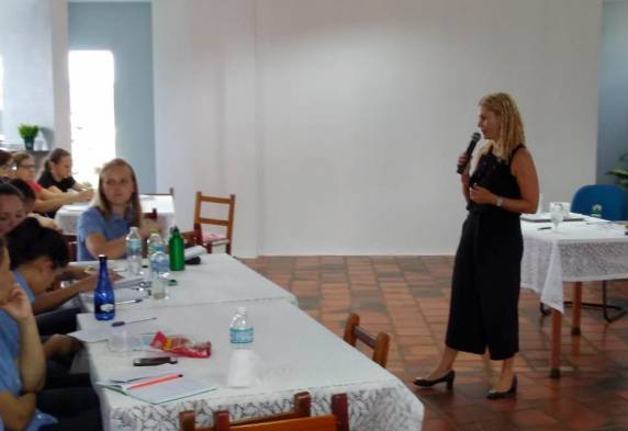 Capacitação reúne colaboradores das Apaes da região em Três de Maio - foto 2