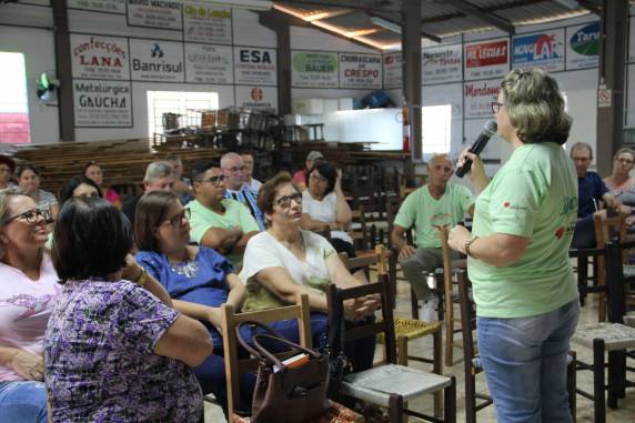 Operação tapa buraco foi definida como prioridade no Bairro Jardim das Acácias