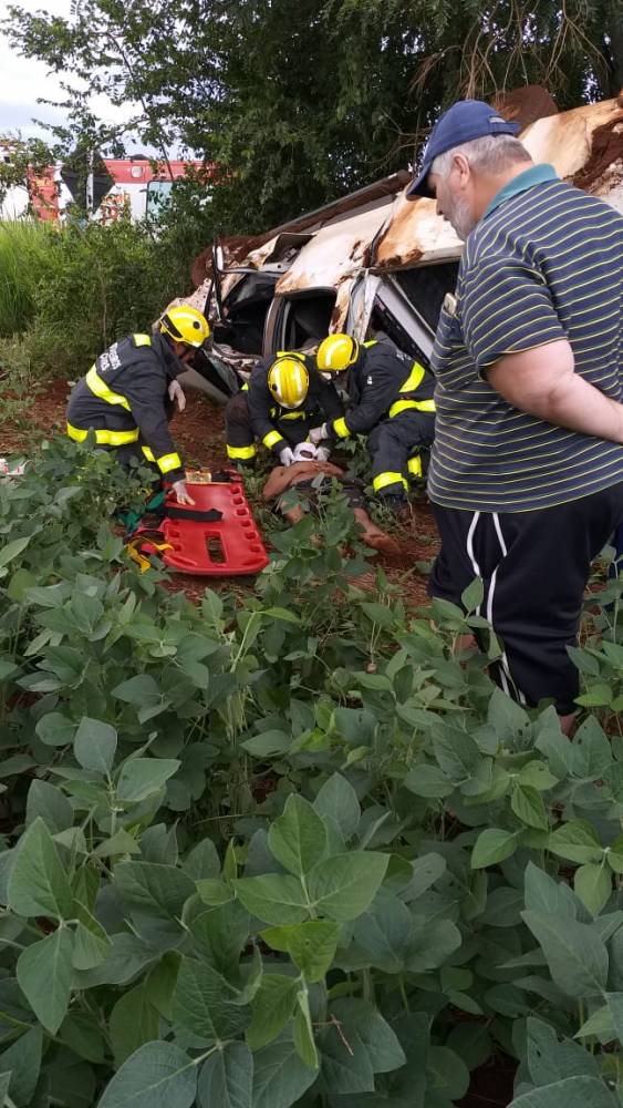 Capotagem de veículo na RS 342 entre Ijuí e Catuípe - foto 2