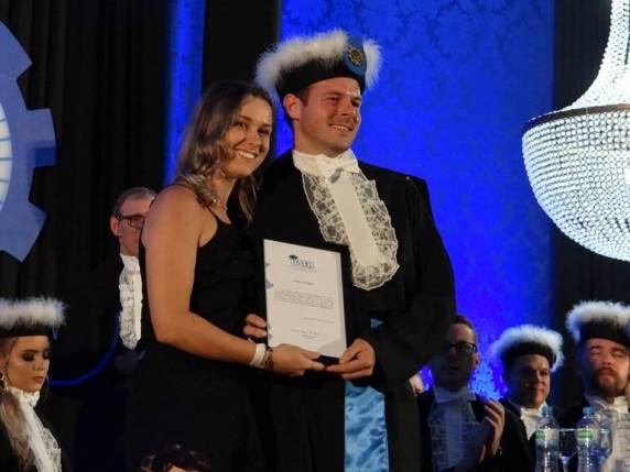 Formandos da FAHOR são premiados pelo desempenho durante a Graduação - foto 6