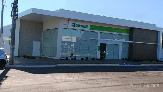 O Sicredi é uma instituição financeira cooperativa, comprometida com a vida financeira dos seus associados e com as regiões onde atua