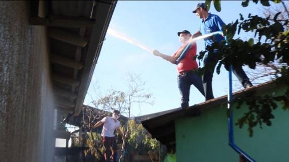Incêndio atinge moradia na rua Itaqui em Tenente Portela - foto 2