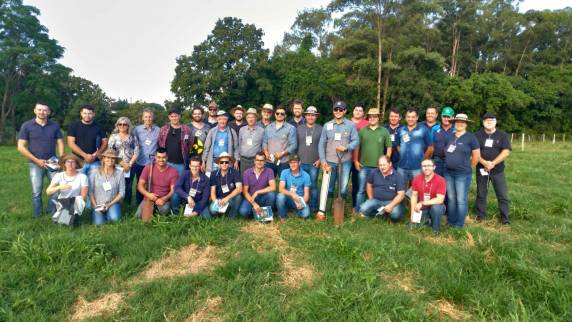 Atualização em Agricultura Conservacionista capacitou engenheiros agrônomos, técnicos e estudantes de toda a região, durante três dias de curso