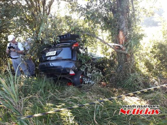 Jovem morre em saída de pista na BR 472 em São José do Inhacorá - foto 3