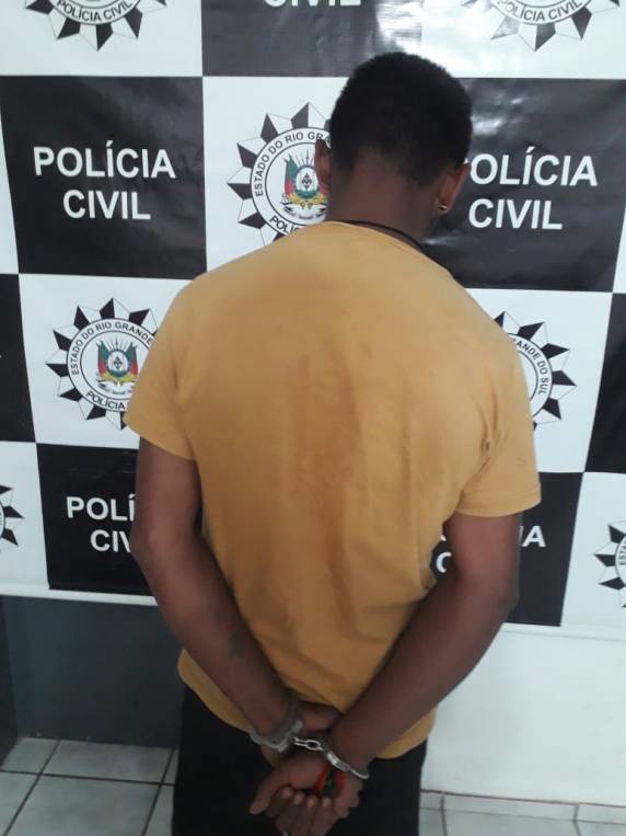 Homem e mulher são presos em São Luiz Gonzaga - foto 2
