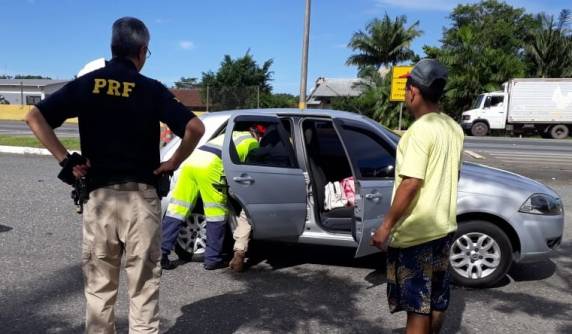 Bebê nasce dentro de automóvel na Unidade Operacional da PRF em Joinville - foto 4