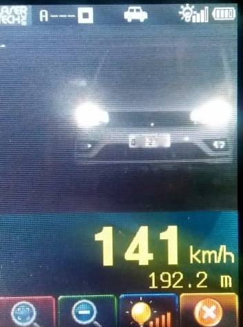 Fiscalização na madrugada flagra mais de 130 veículos em excesso de velocidade na BR 101 em Tijucas - foto 2
