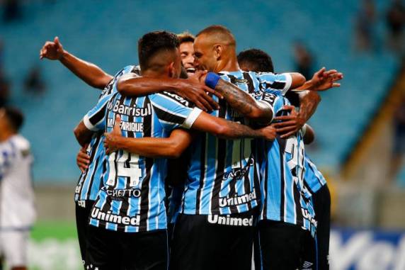 Montoya, Pepê e André marcaram os gols do jogo na noite deste sábado pela 9ª rodada do Campeonato Gaúcho