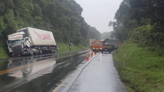 Motorista de Concórdia morre em colisão na BR-153 em General Carneiro - foto 2